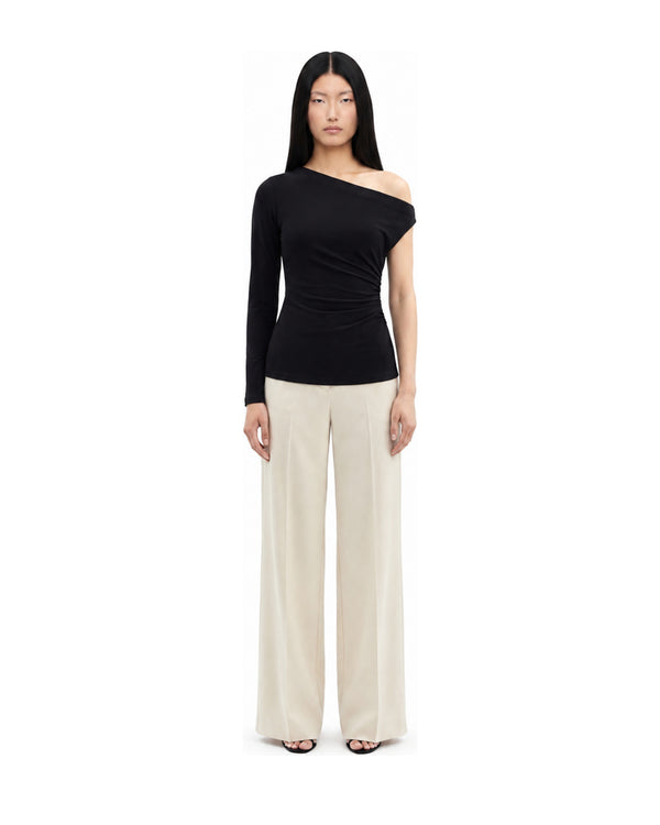Siofra Bluz ve Raphine Krem Pantolon model ön